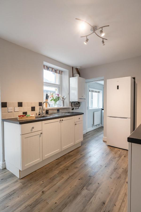 Seascape Cottage Haverigg Bagian luar foto